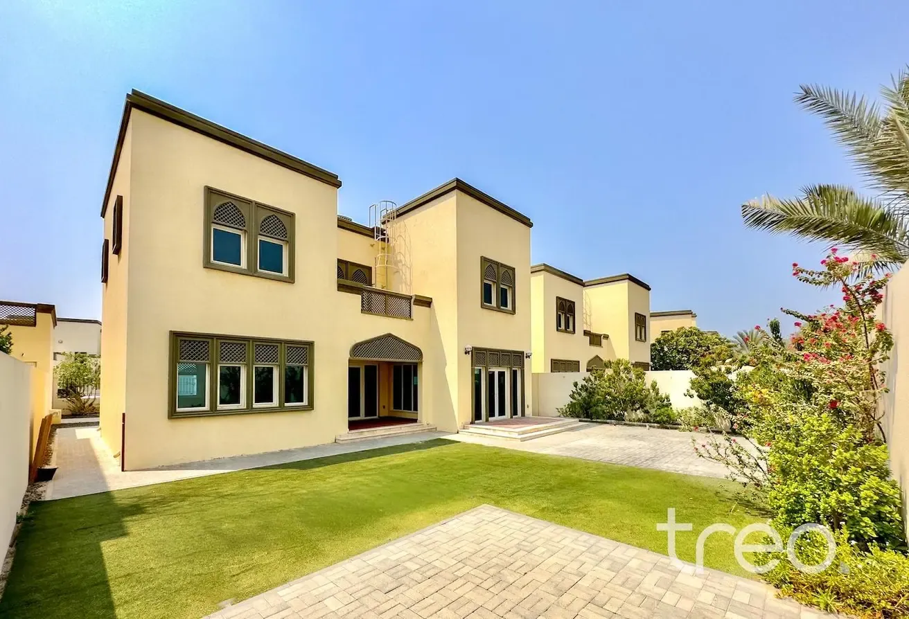 Quiet Location | Exclusive | 3 Bed Villa