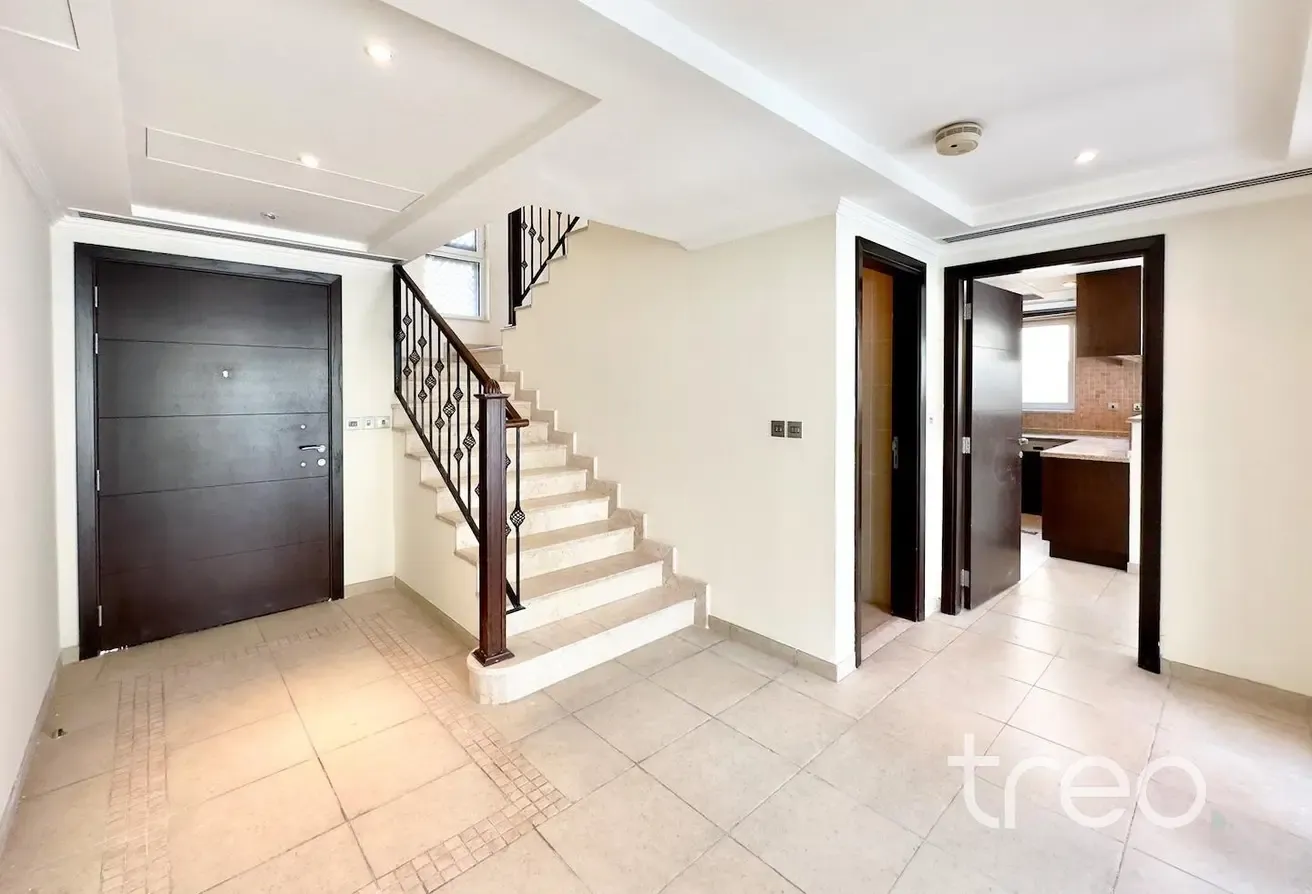 Quiet Location | Exclusive | 3 Bed Villa