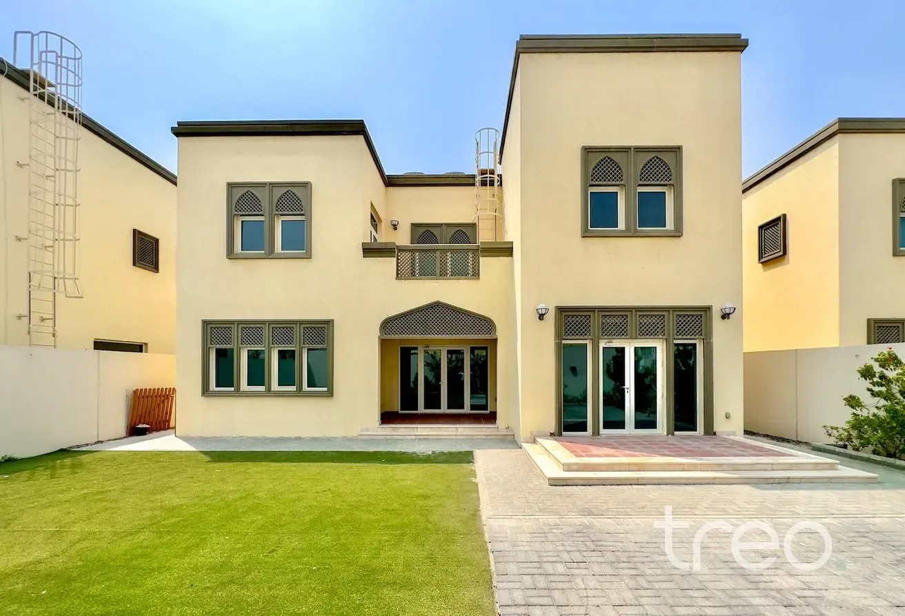 Quiet Location | Exclusive | 3 Bed Villa