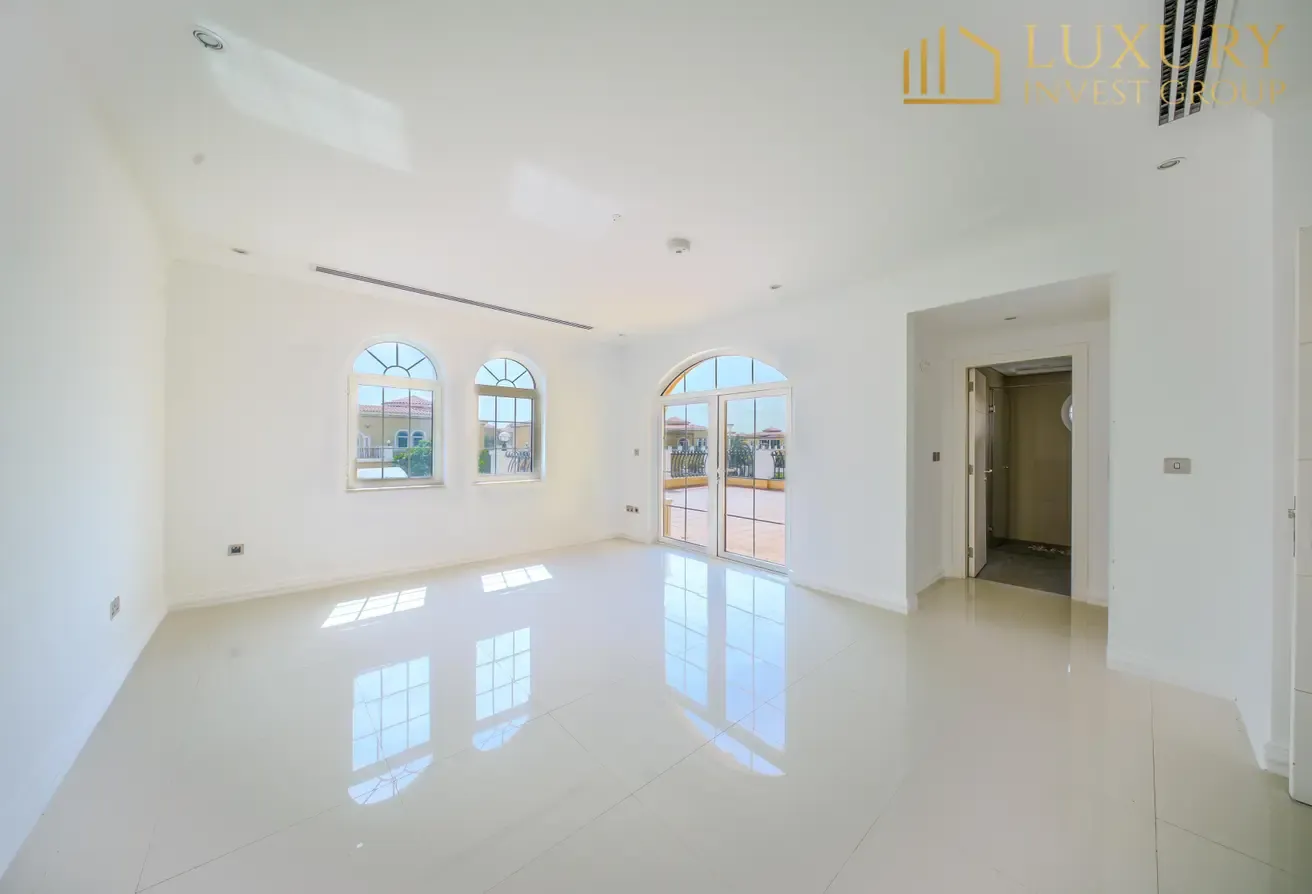 Single Row | Vacant Now | Large Plot