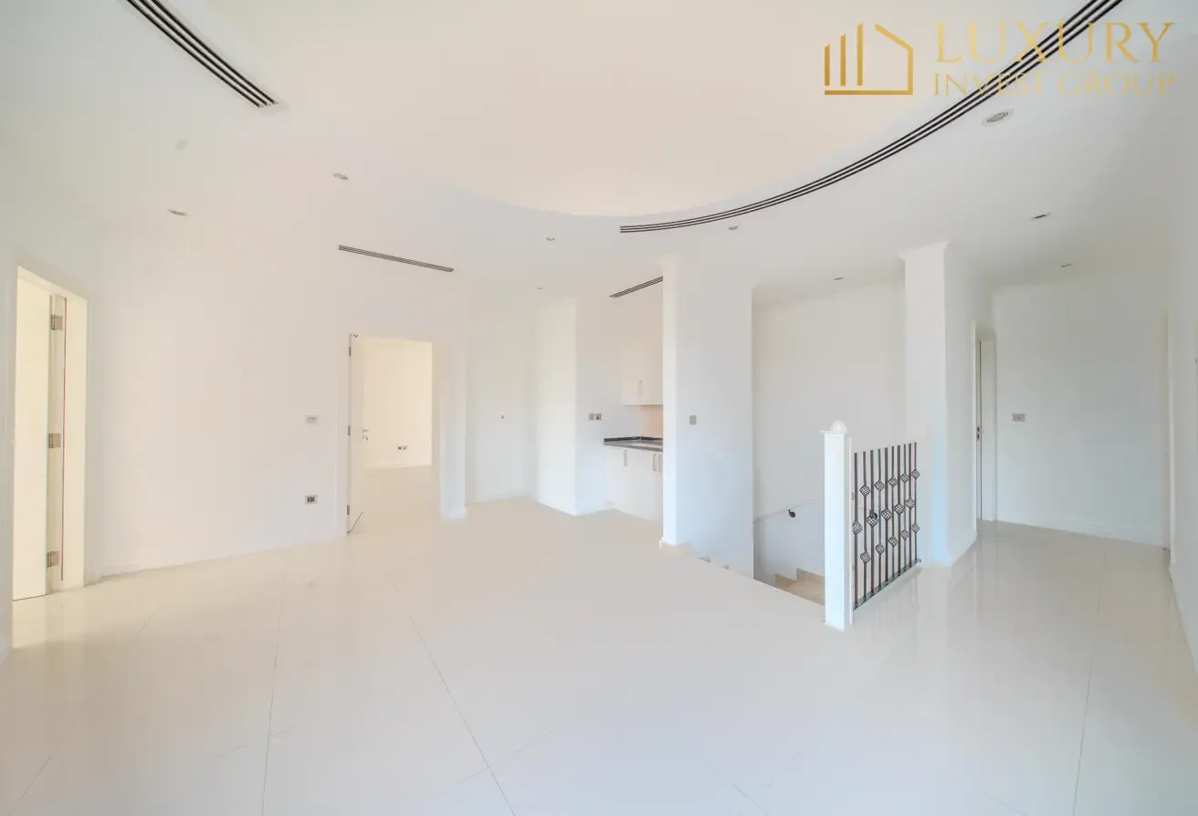 Single Row | Vacant Now | Large Plot