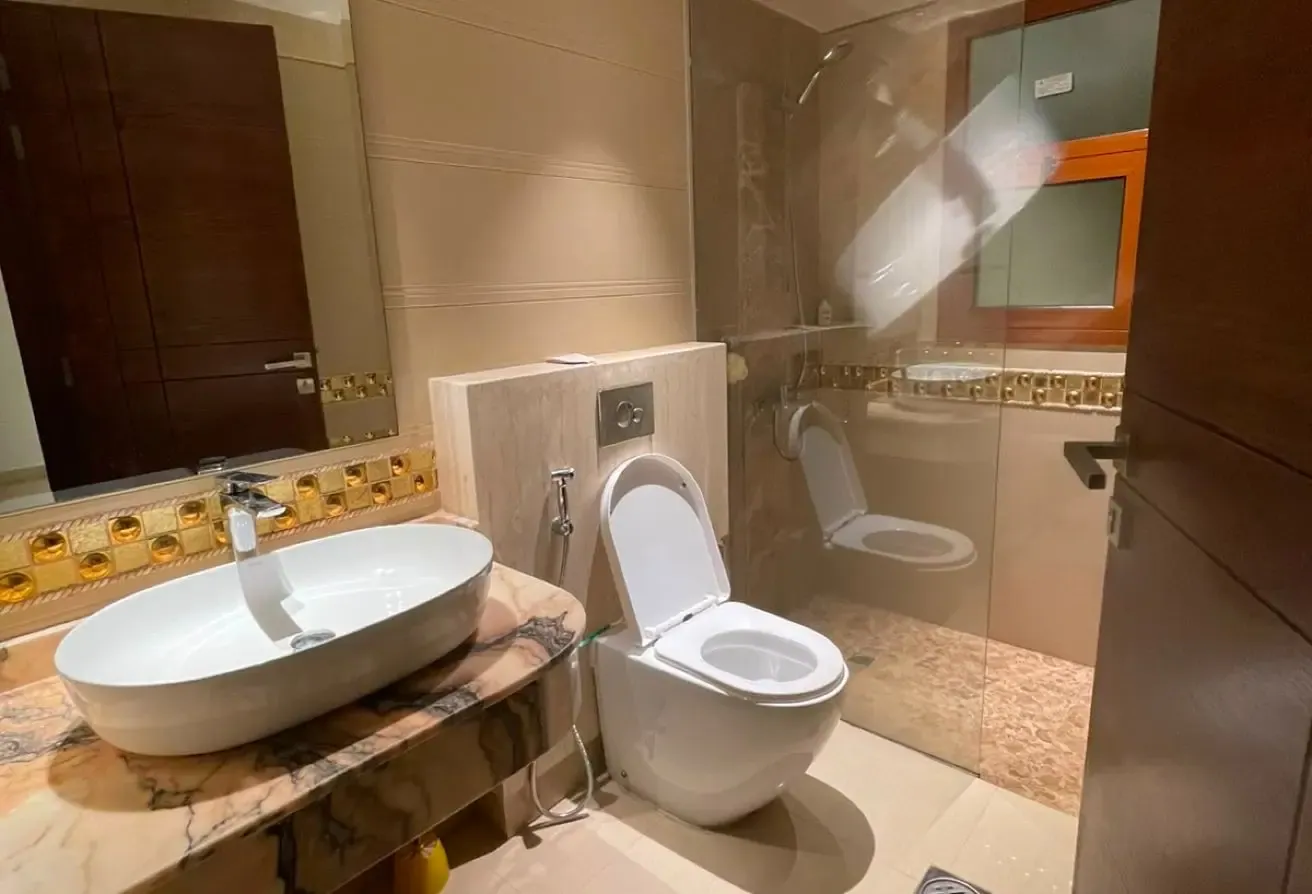 Luxury full furnished 2bhk front of metro