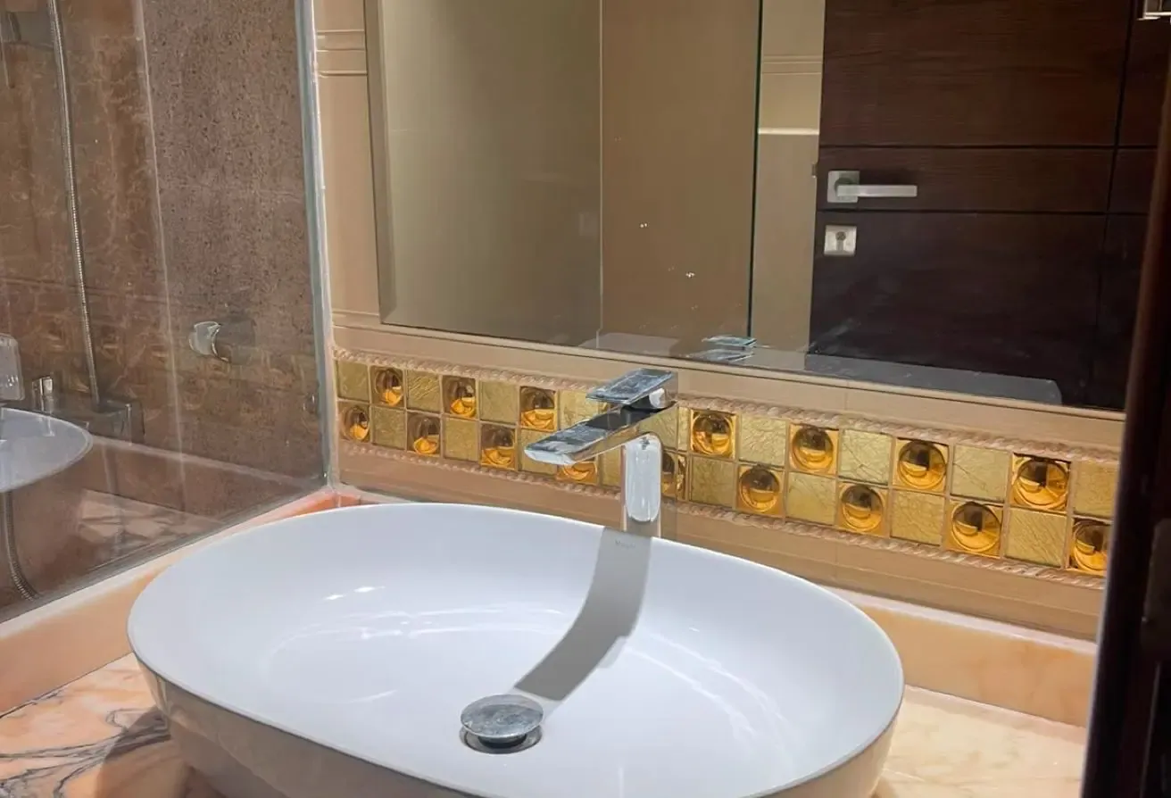 Luxury full furnished 2bhk front of metro