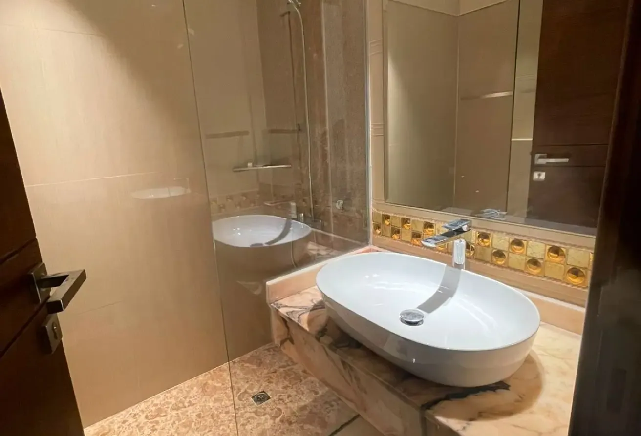 Luxury full furnished 2bhk front of metro