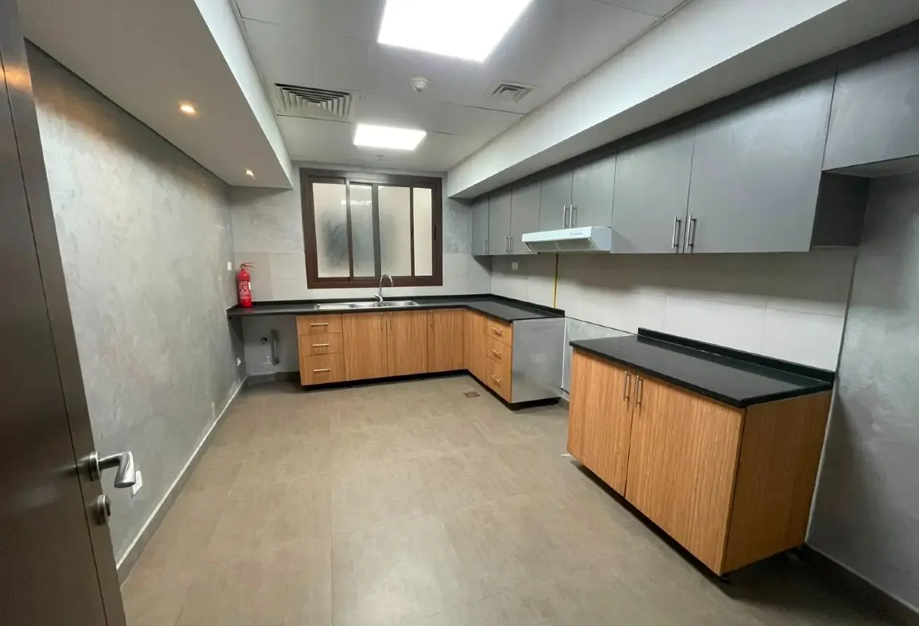 2BHK | BALCONY | GYM | POOL | PARKING