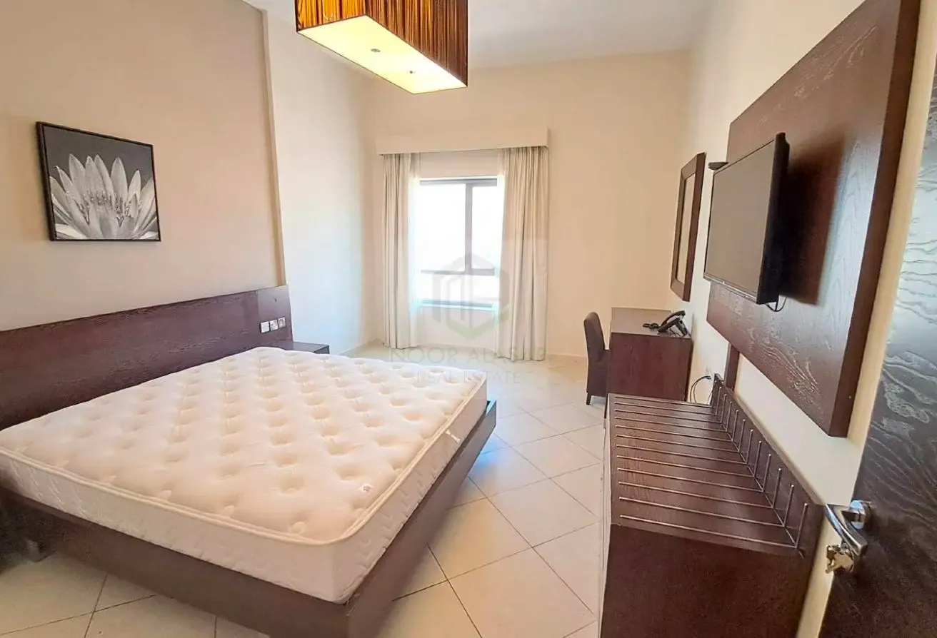 HOT DEAL SPACIOUS 2BHK CLOSE TO METRO IN JUST 80K