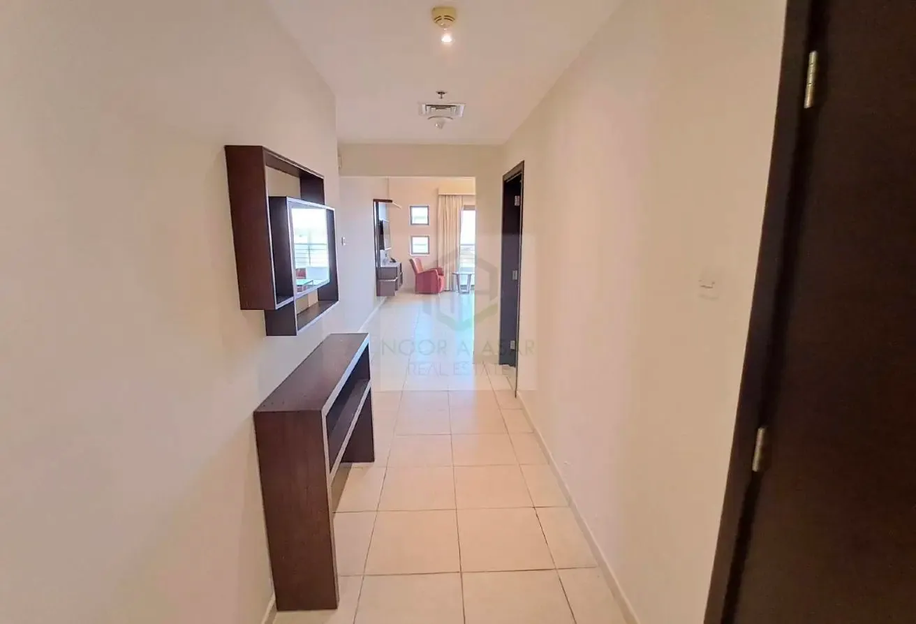 HOT OFFER 2BHK NEAR METRO JUST 78K ONLY FOR FAMILY