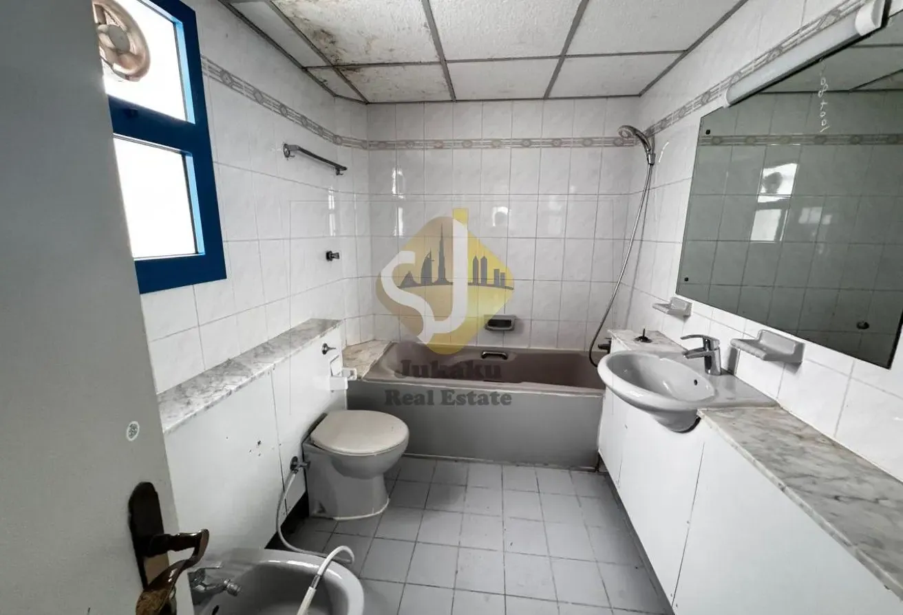 2-BHK for Rent | Family Building |Near Metro