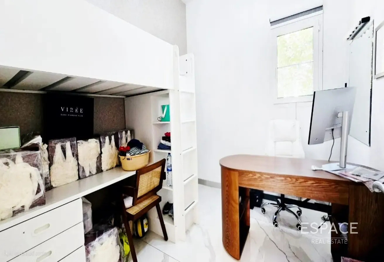 Upgraded | Negotiable | Opposite Lake