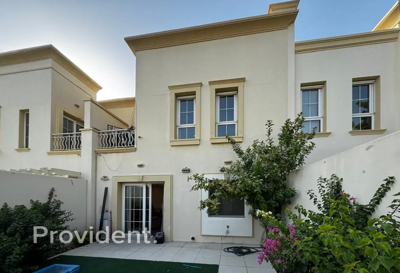 Fully Upgraded | Furnished | Middle Unit