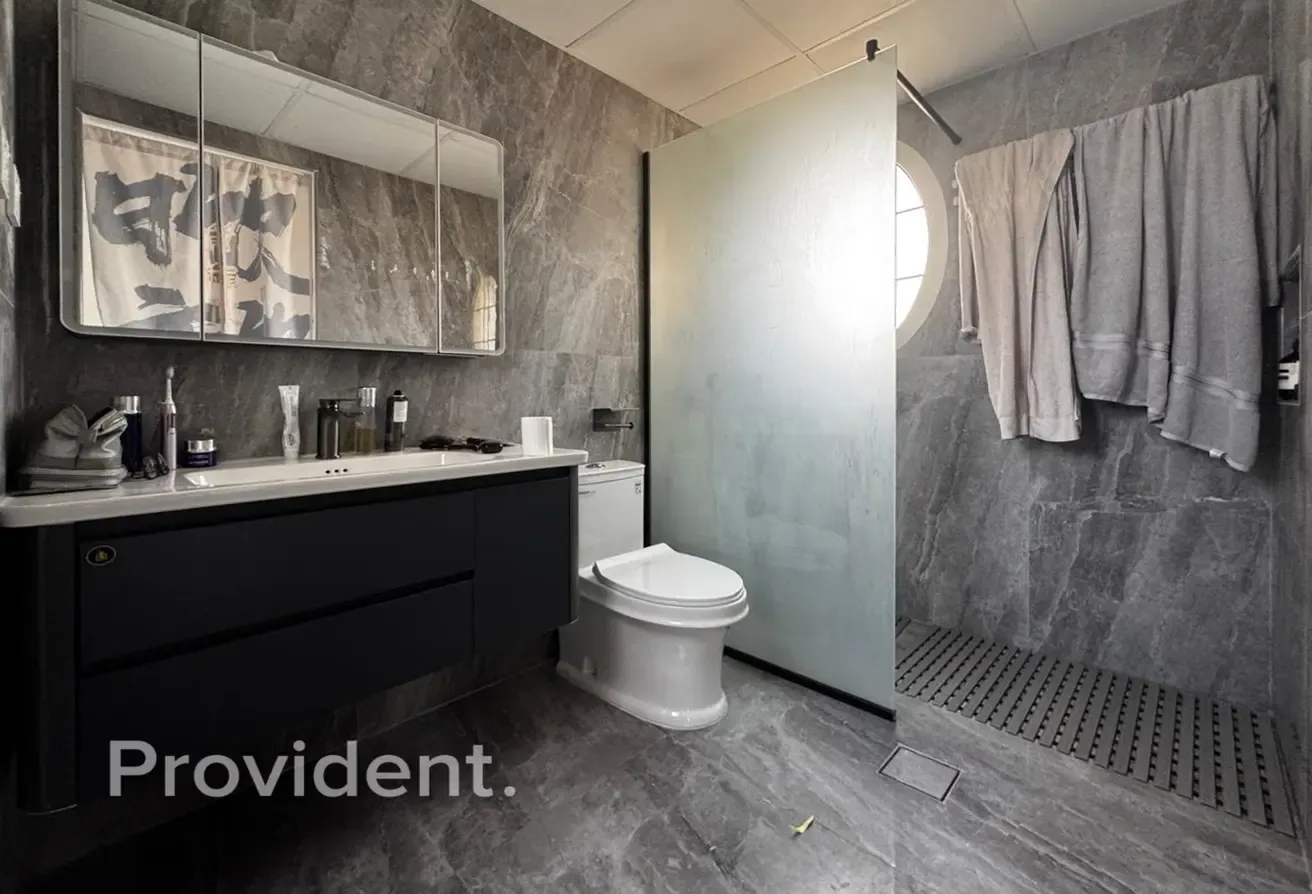 Fully Upgraded | Furnished | Middle Unit