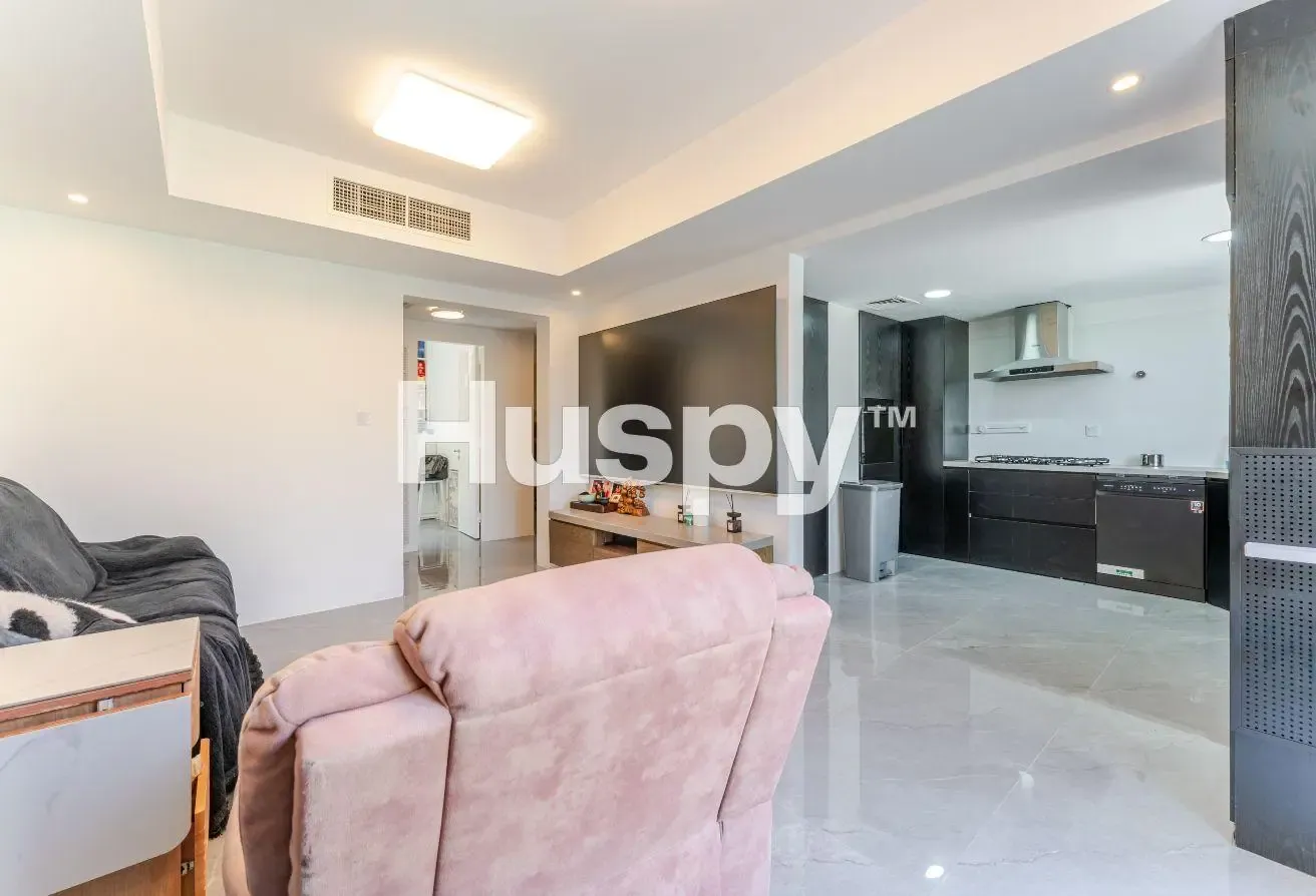 Fully Renovated | Furnished | Single Row