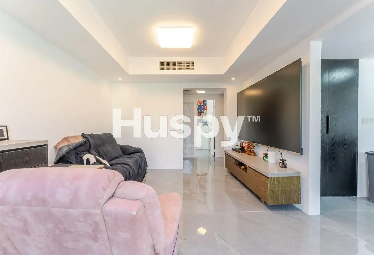 Fully Renovated | Furnished | Single Row