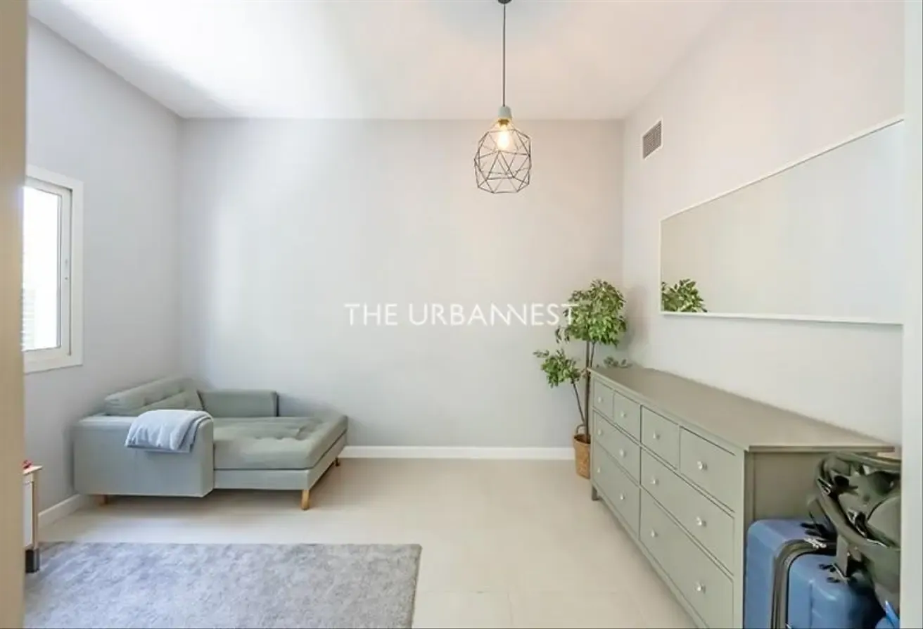 Fully Upgraded | Solar Panels | Smart Home