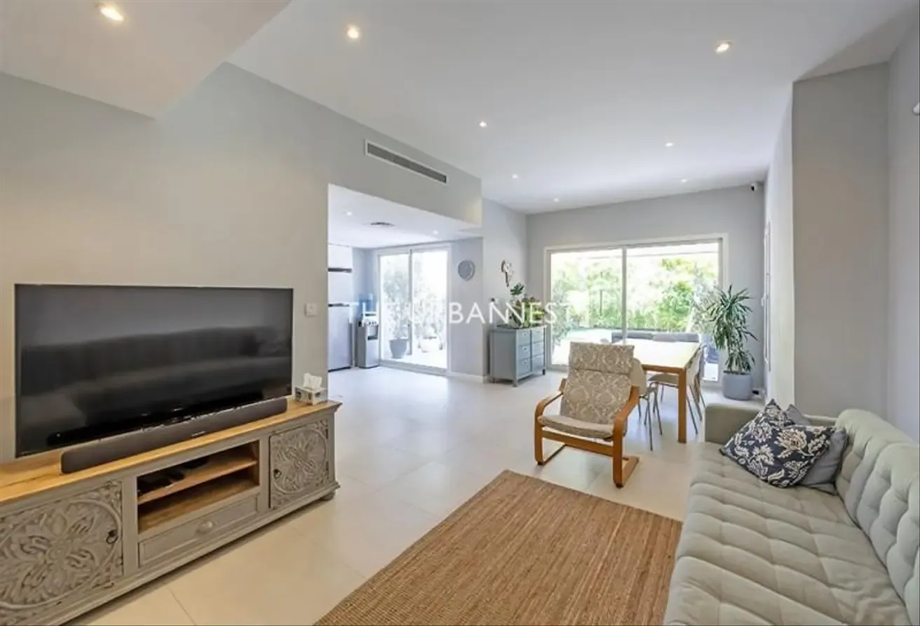 Fully Upgraded | Solar Panels | Smart Home