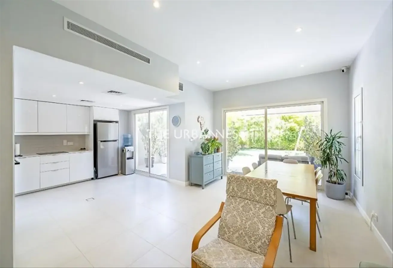 Fully Upgraded | Solar Panels | Smart Home