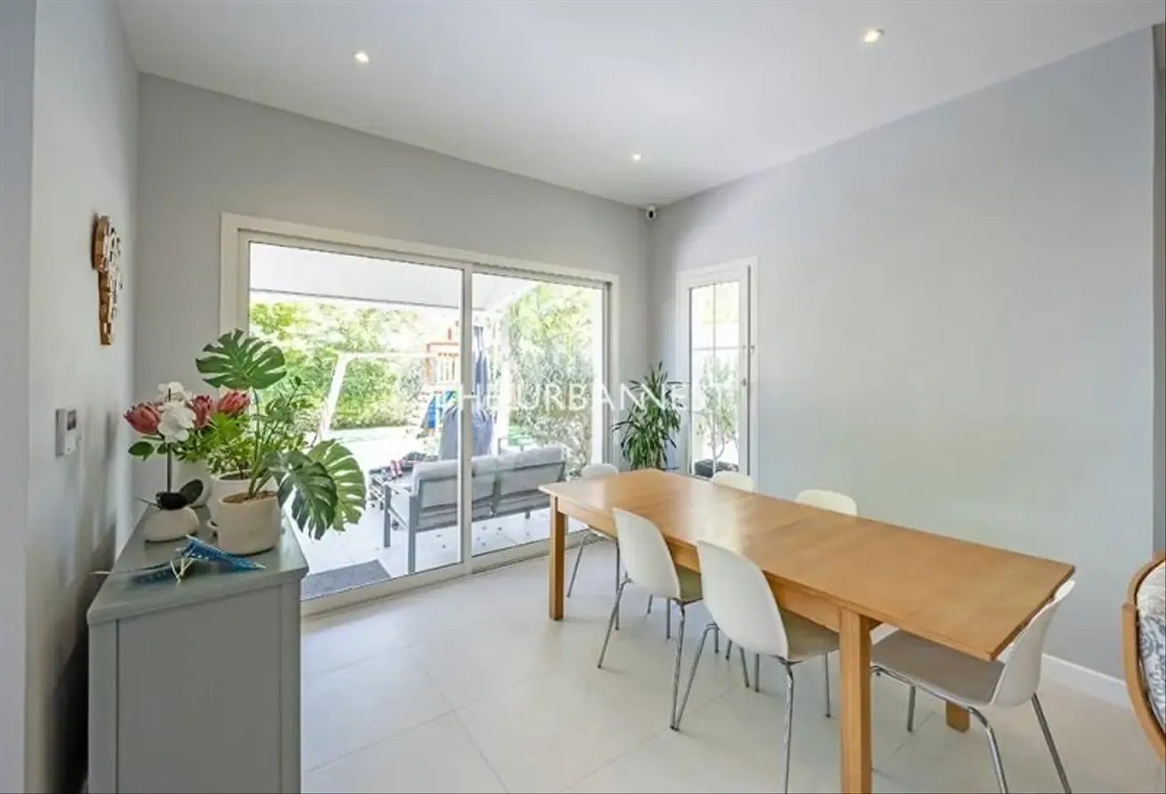 Fully Upgraded | Solar Panels | Smart Home