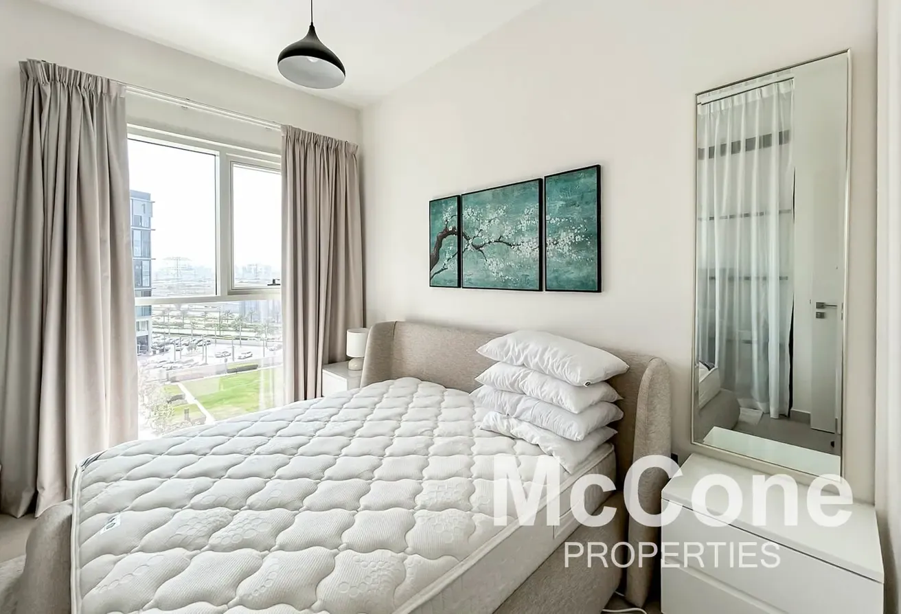 Fully Furnished | Multiple Cheques | Pool View