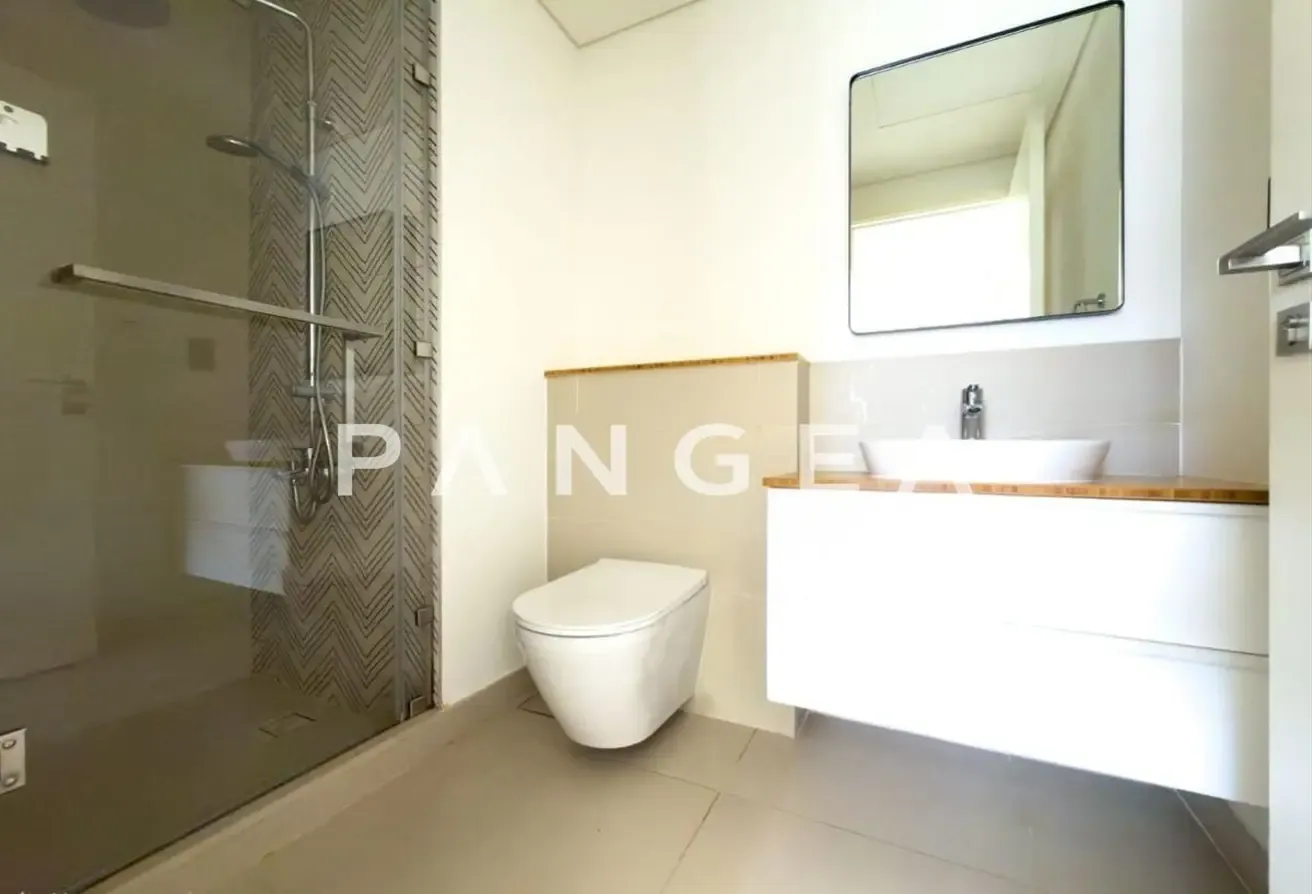 Furnished | Vacant | Open View