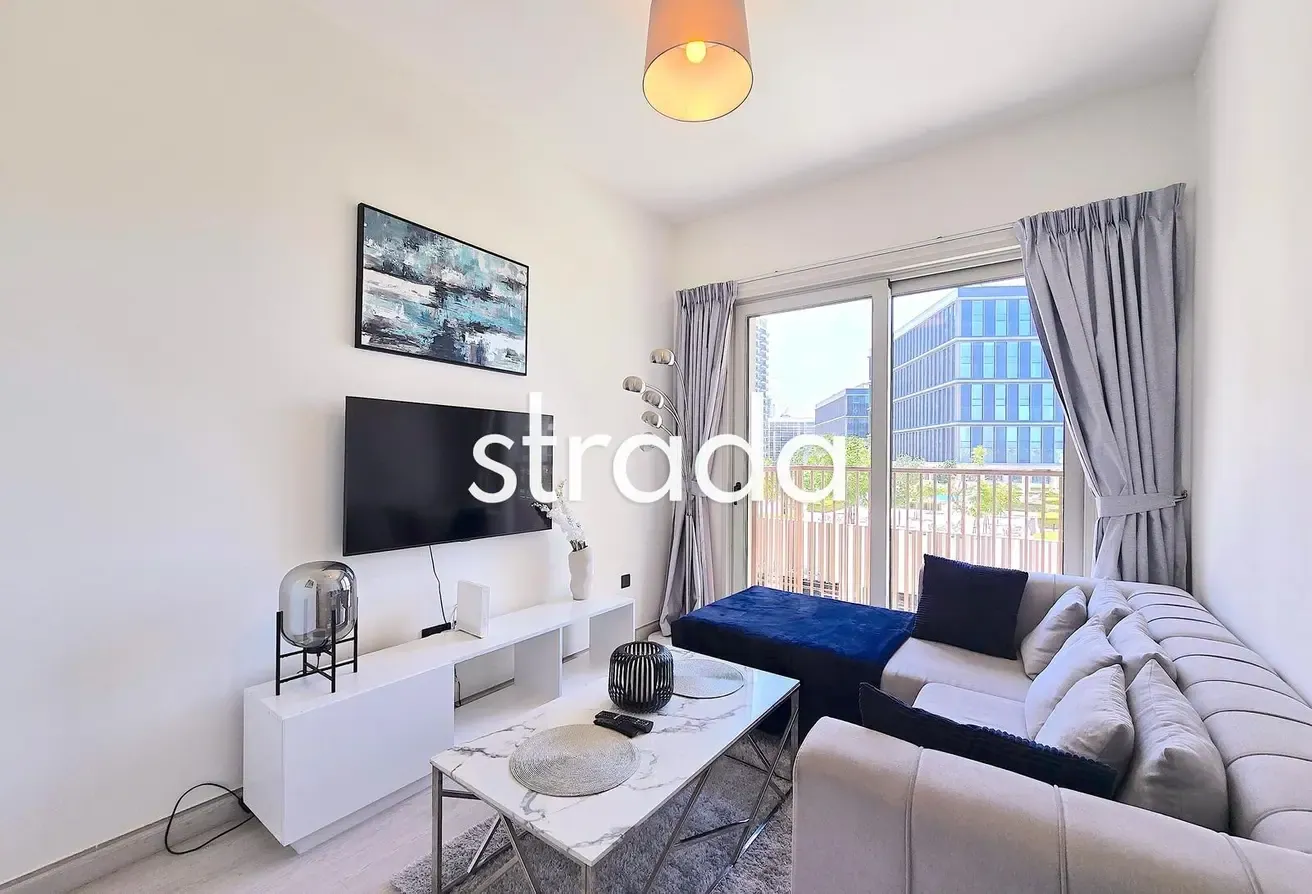 Pool View | Fully Furnished | Flexible Cheques