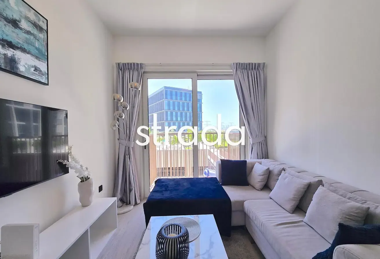 Pool View | Fully Furnished | Flexible Cheques