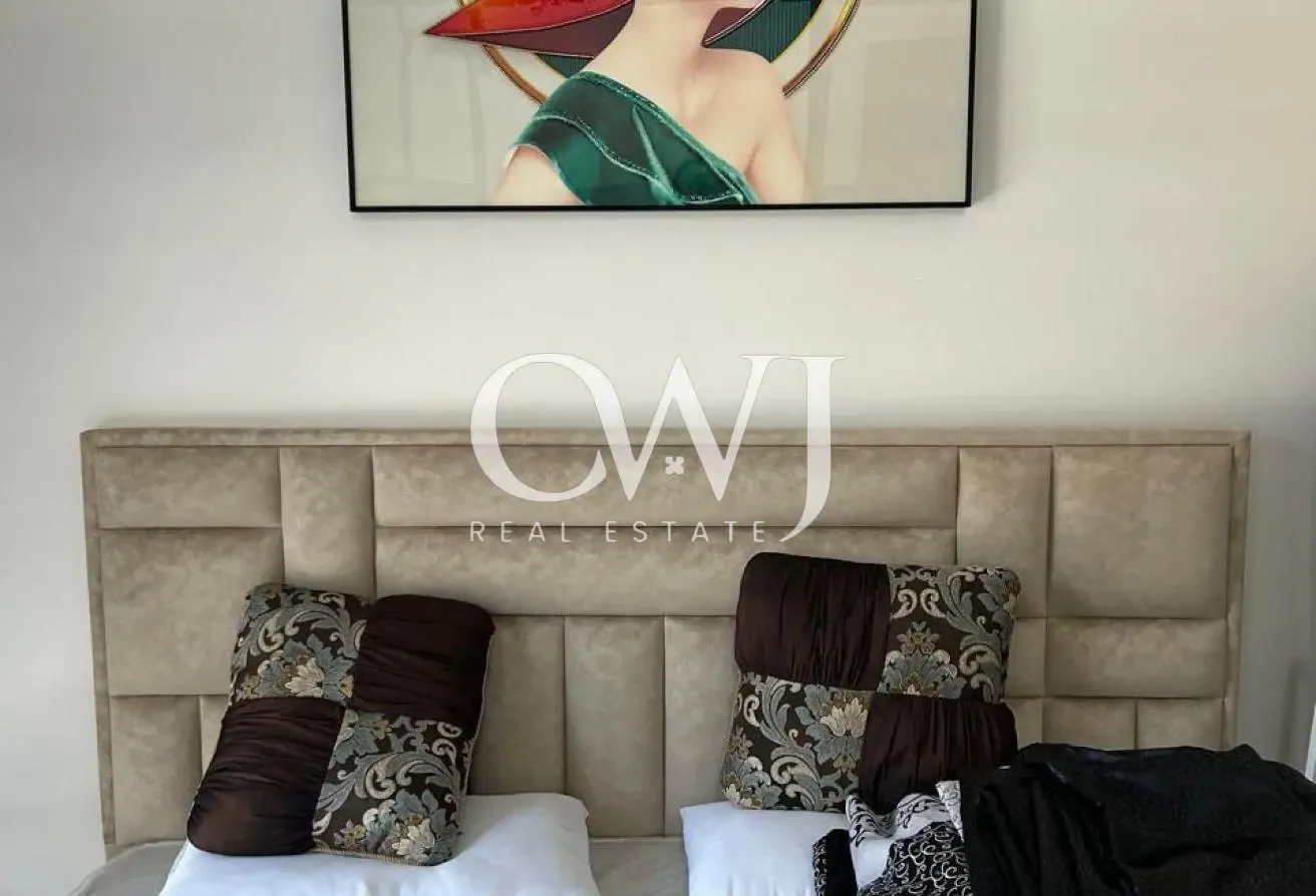 Pool Views | Furnished | Flexible Cheques | Vacant