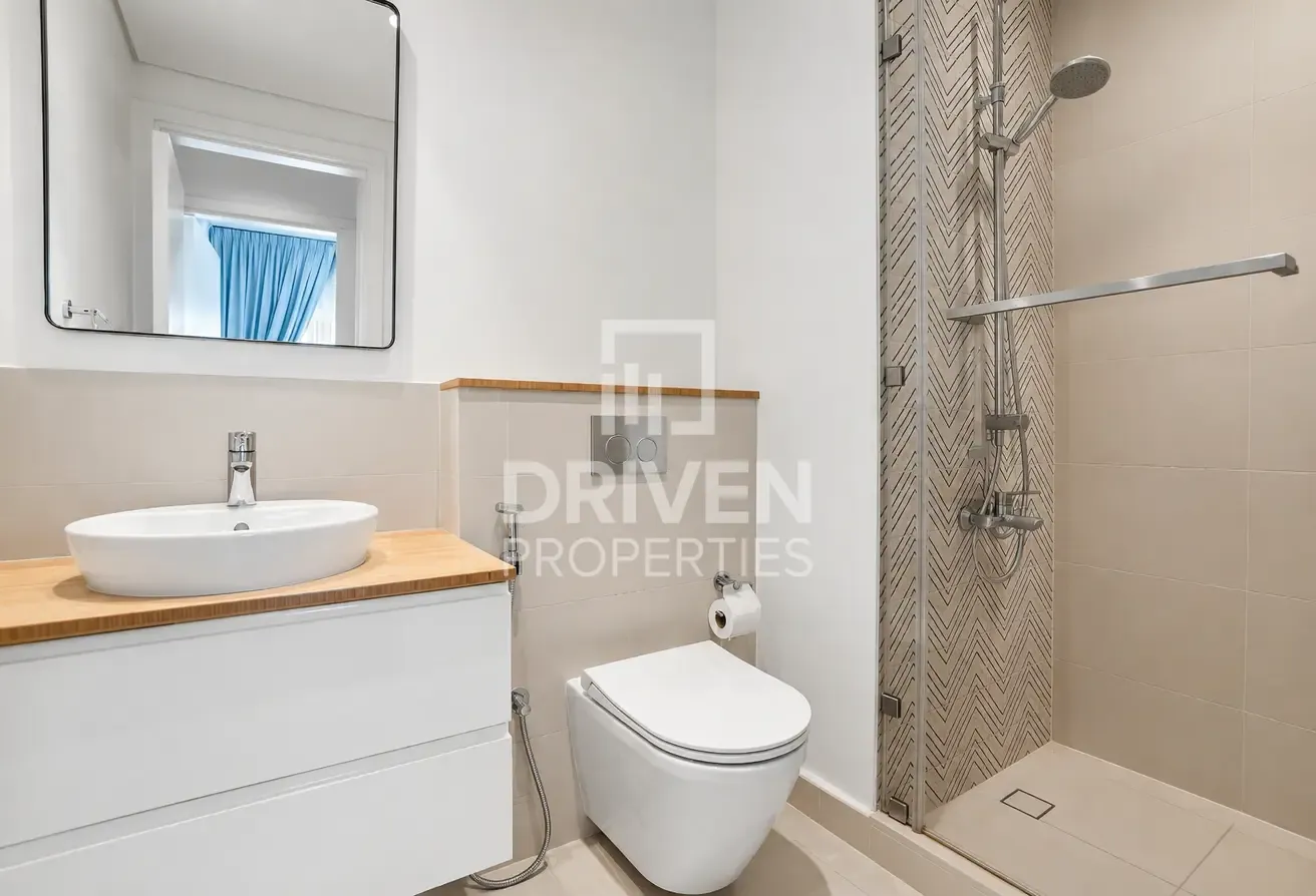 Pool View | Ready to move in | Fully Furnished