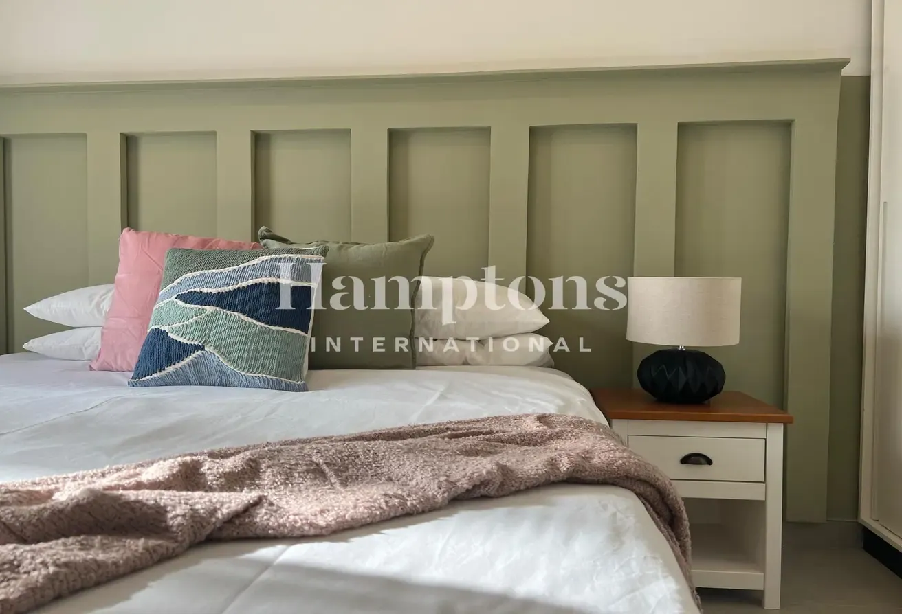 6 Cheques | Fully Furnished | Pool View