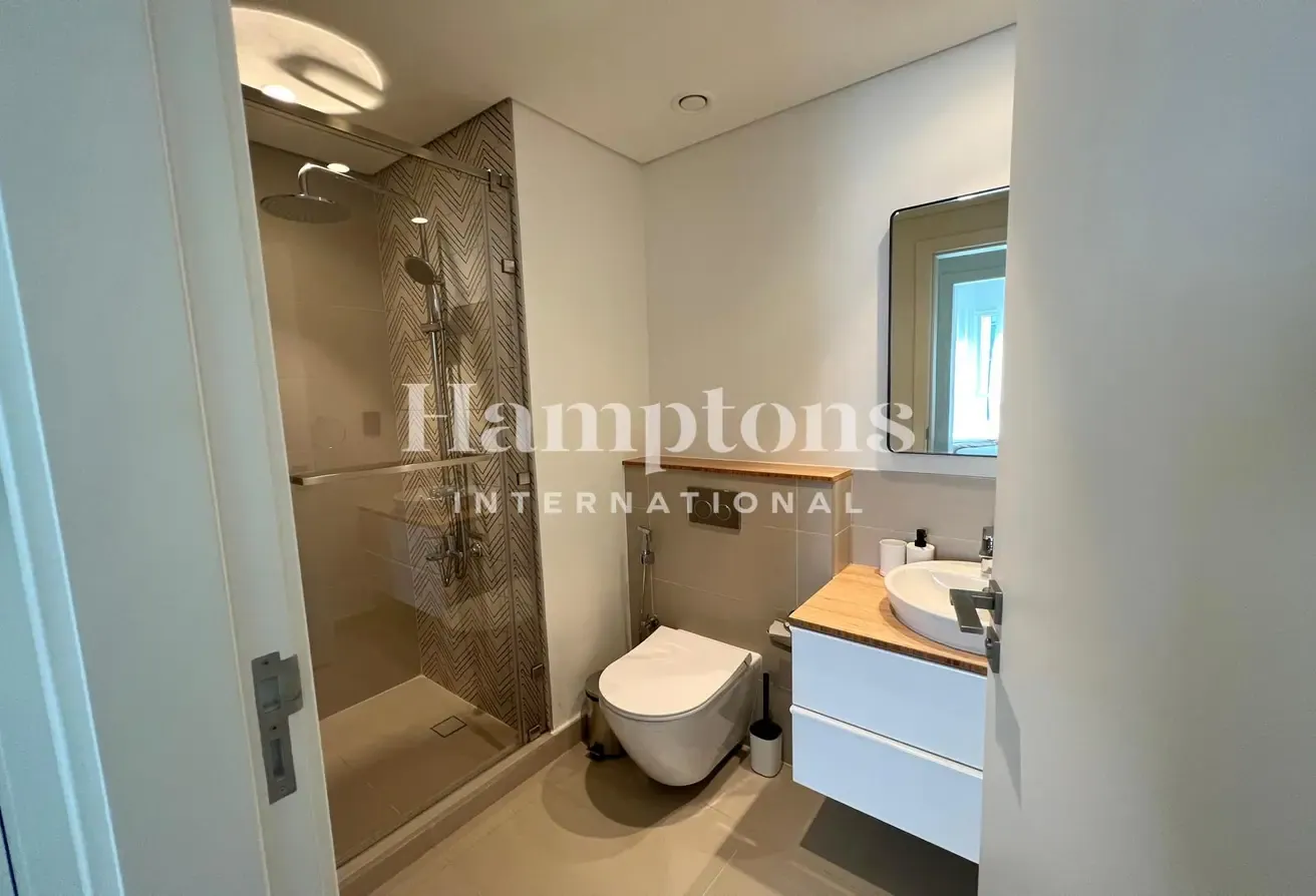 6 Cheques | Fully Furnished | Pool View