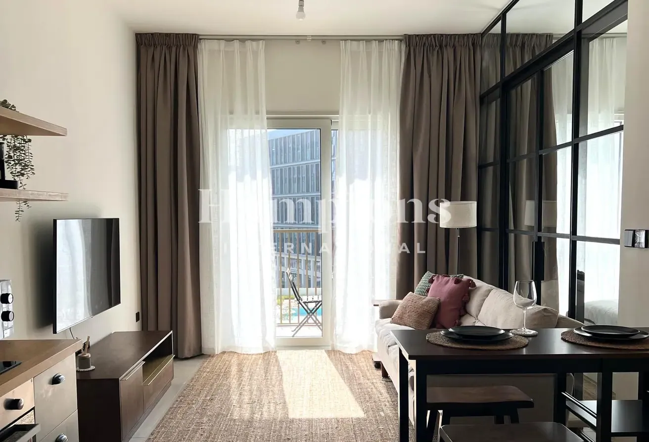 6 Cheques | Fully Furnished | Pool View