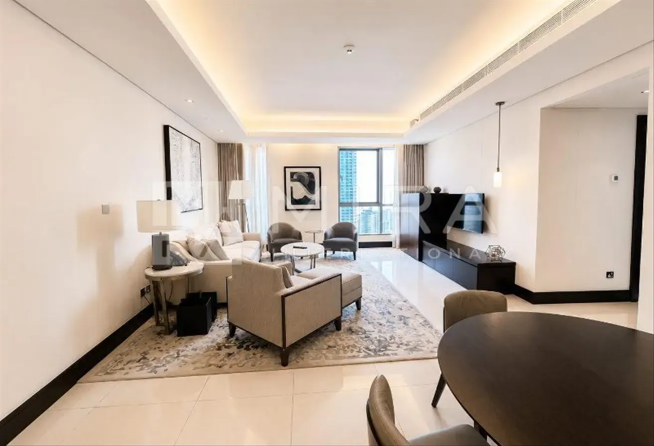 High Floor | Bills Included | Community View