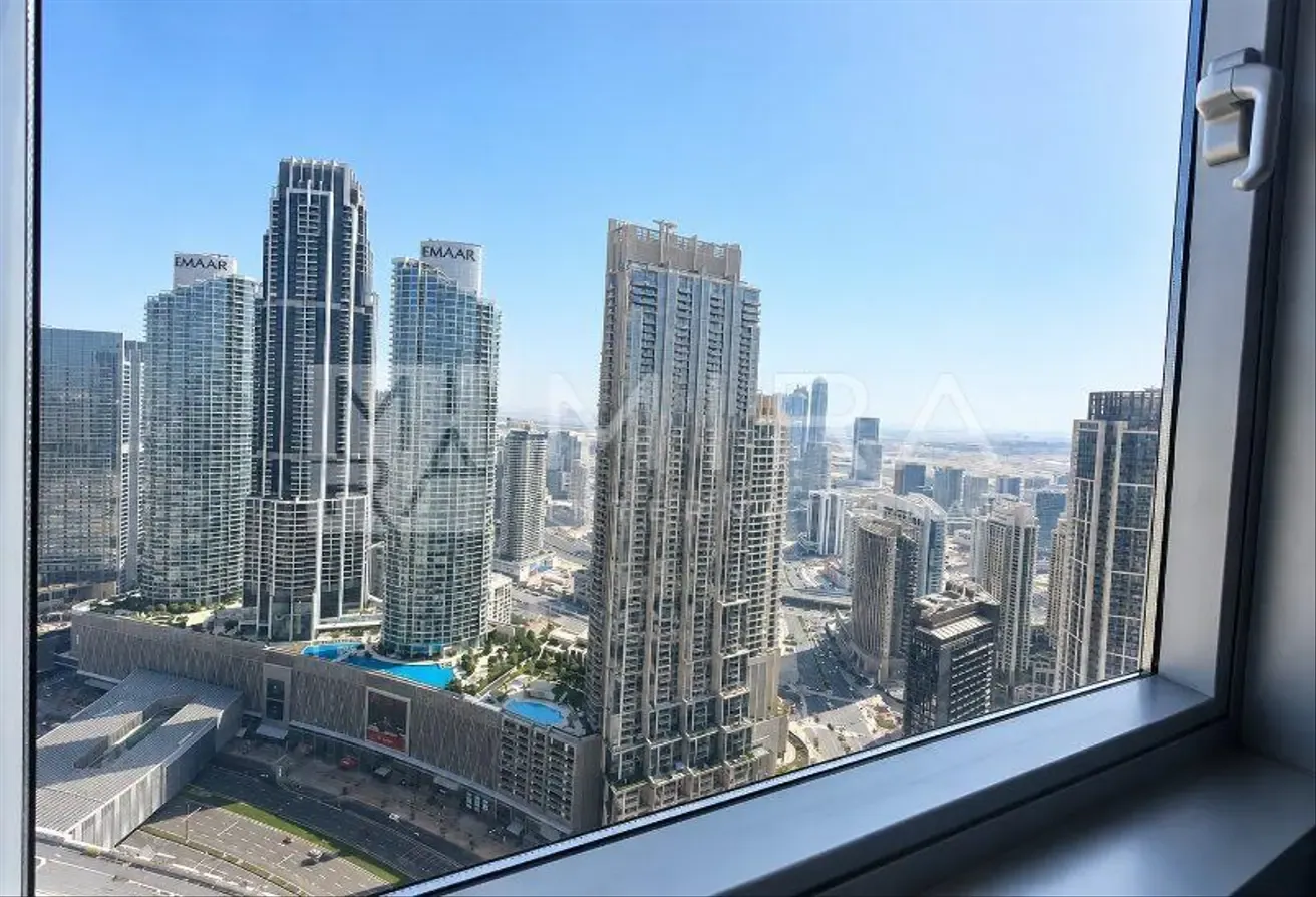 High Floor | Bills Included | Community View