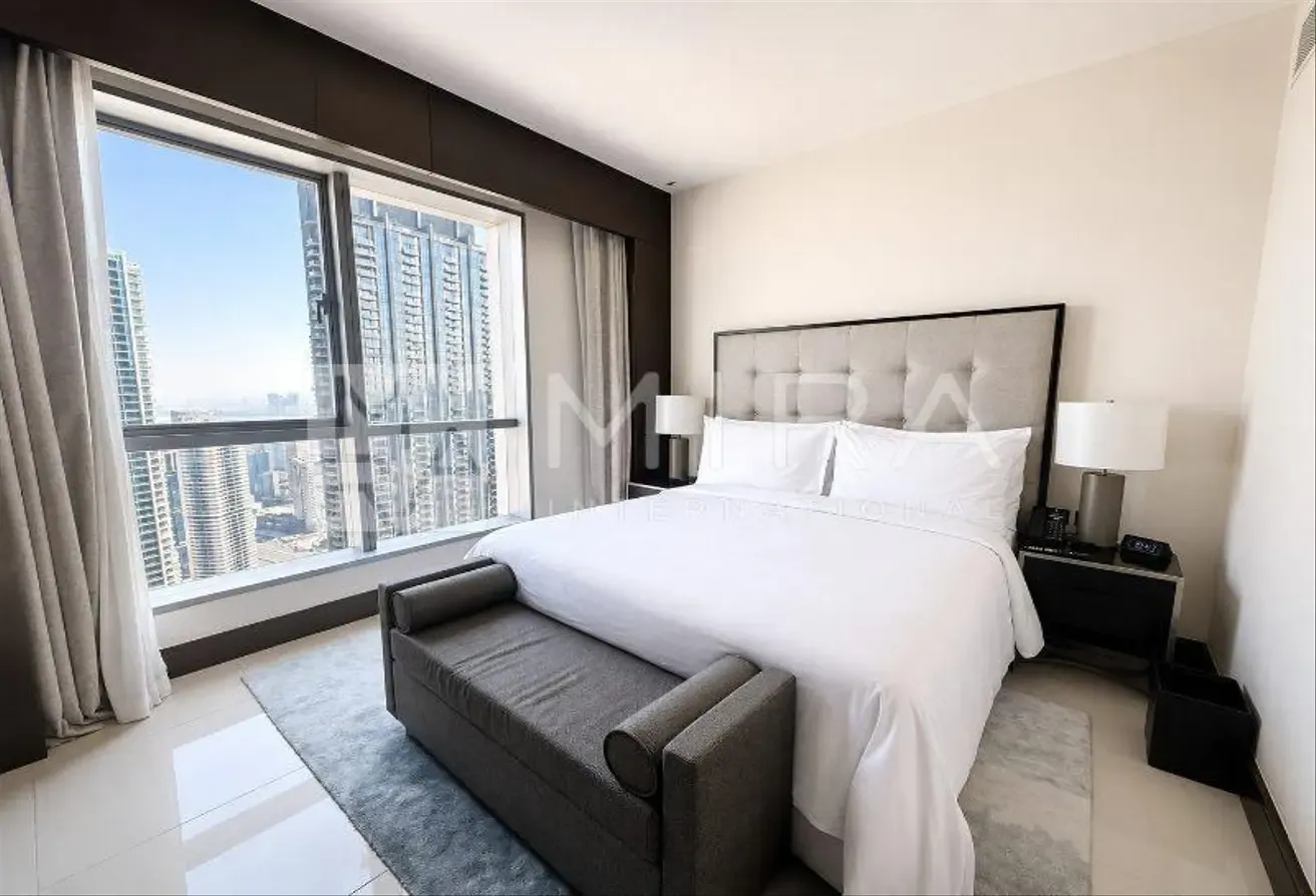 High Floor | Bills Included | Community View
