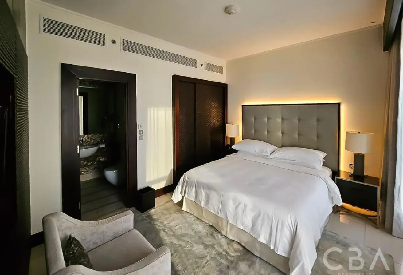High Floor | Vacant | Boulevard View