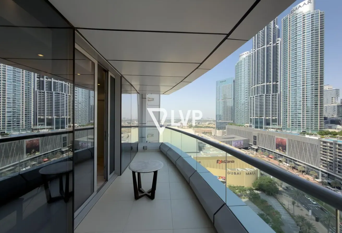 High Floor | Upgraded Unit | Fully Furnished