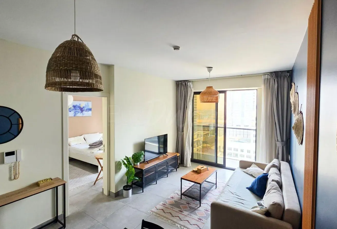 Spacious 1BR + Maid |Amazing Lucky Residence | JVC