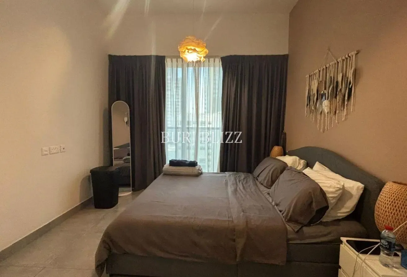 Fully Furnished | 1BHK+Maid | Prime Location