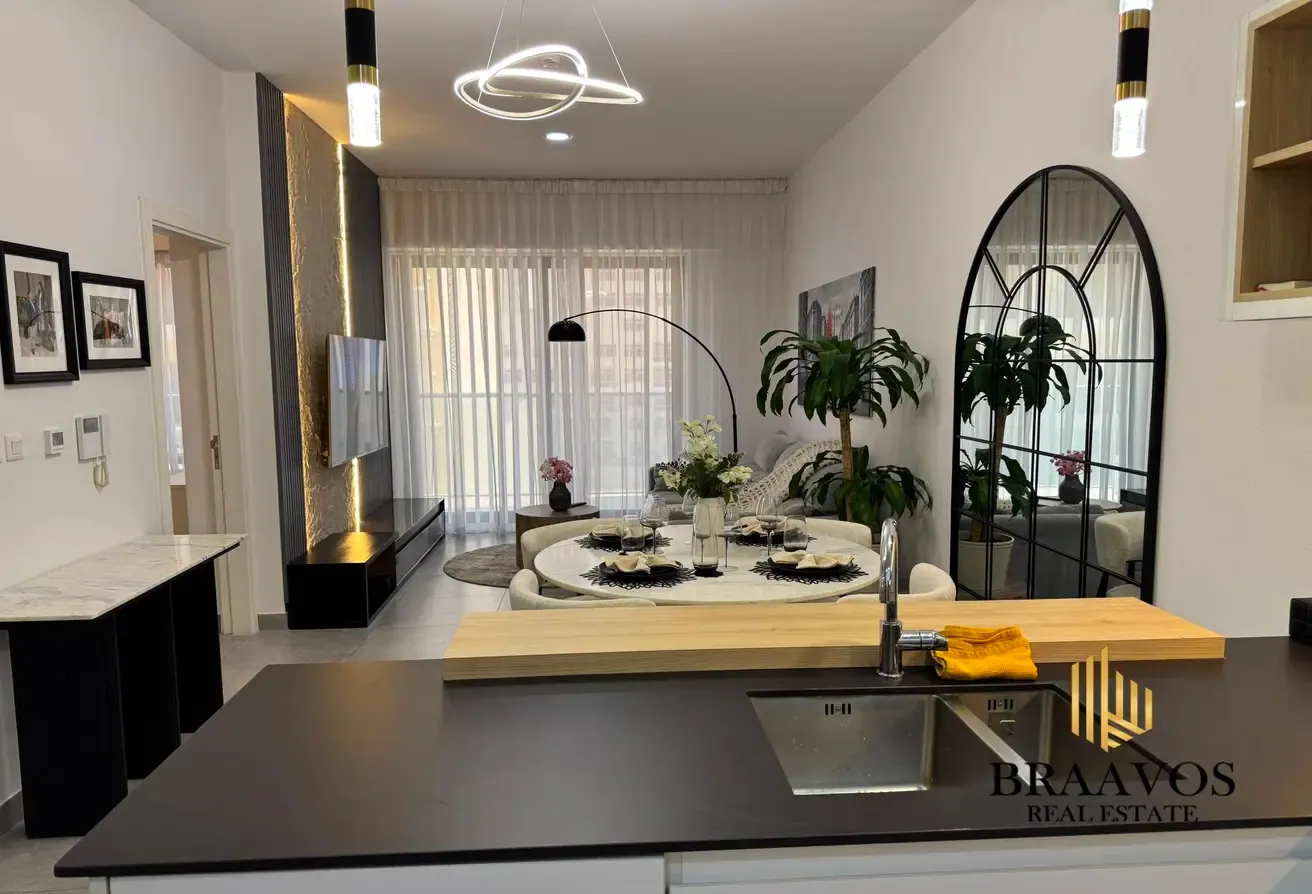 W/ MAID ROOM | MODERN | FRUNSIHED