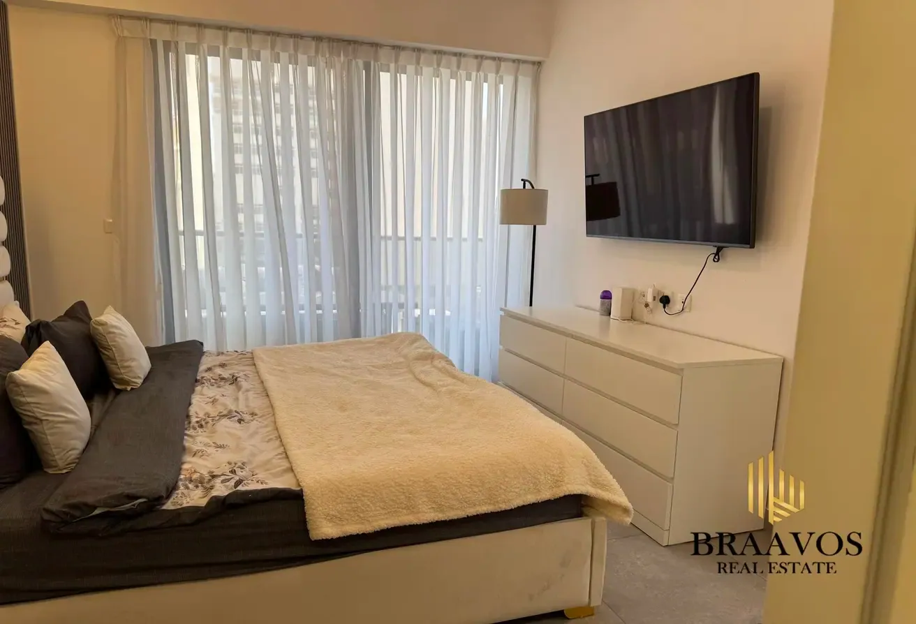 W/ MAID ROOM | MODERN | FRUNSIHED