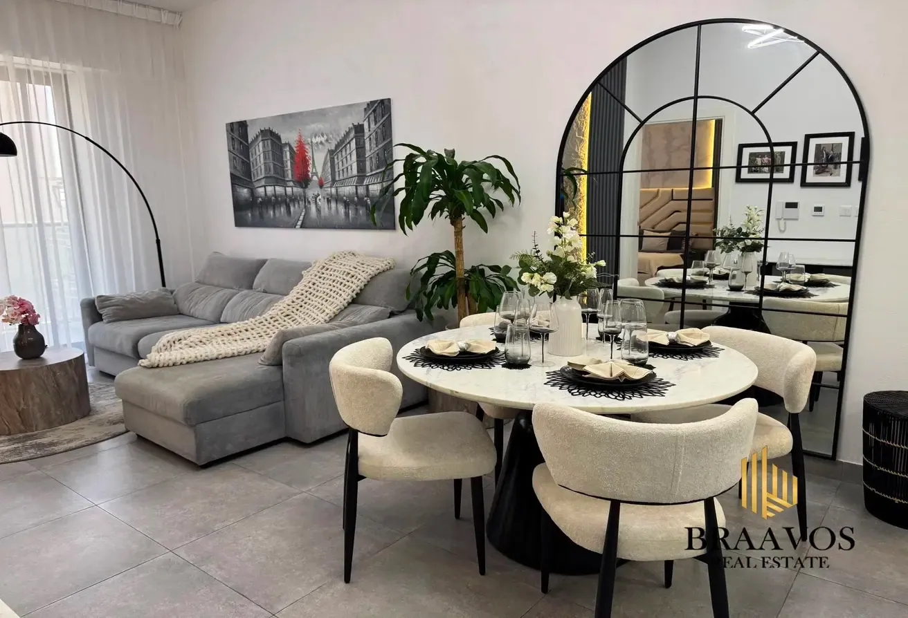 W/ MAID ROOM | MODERN | FRUNSIHED