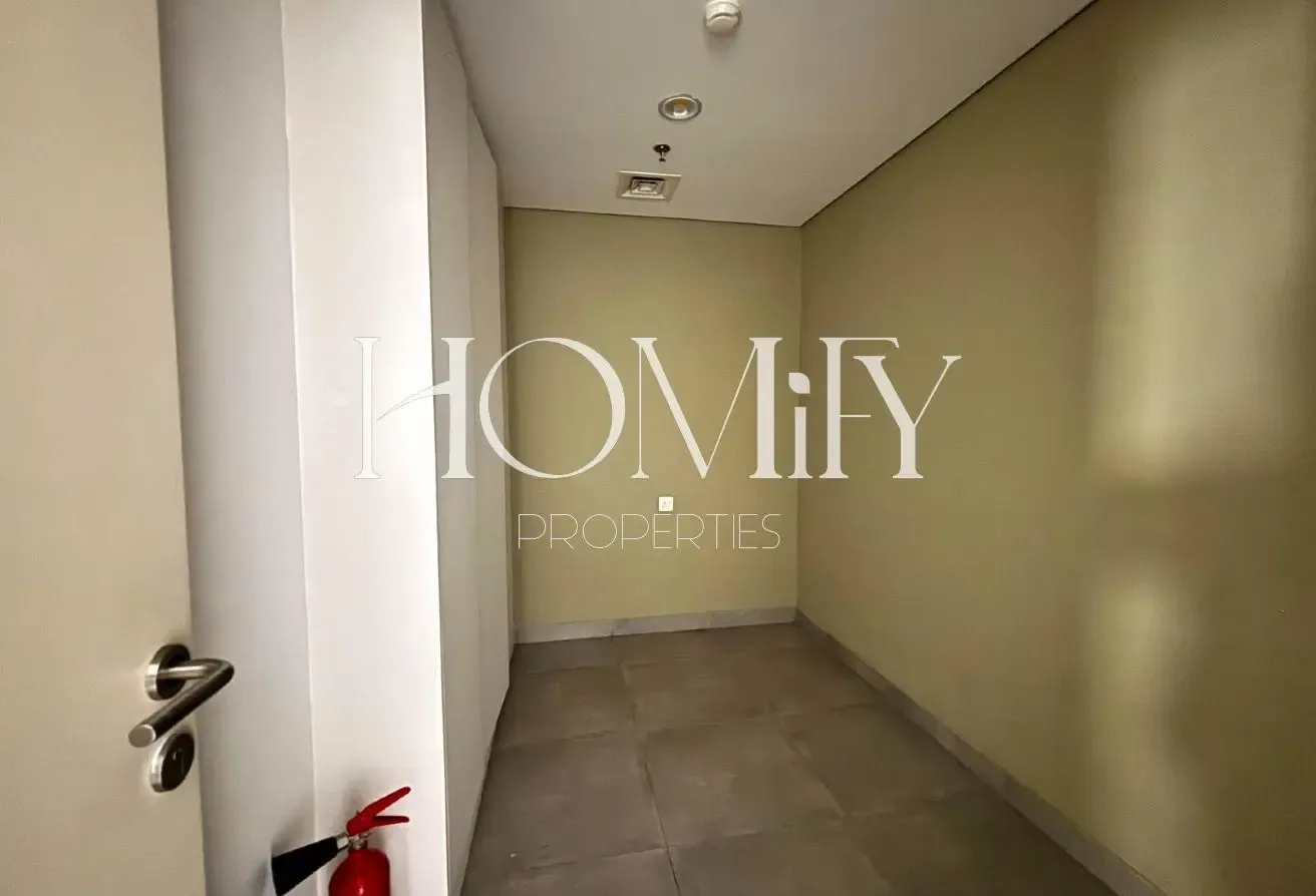 1BHK + STUDY | FULLY FURNISHED | PRESTIGIOUS LOCAT