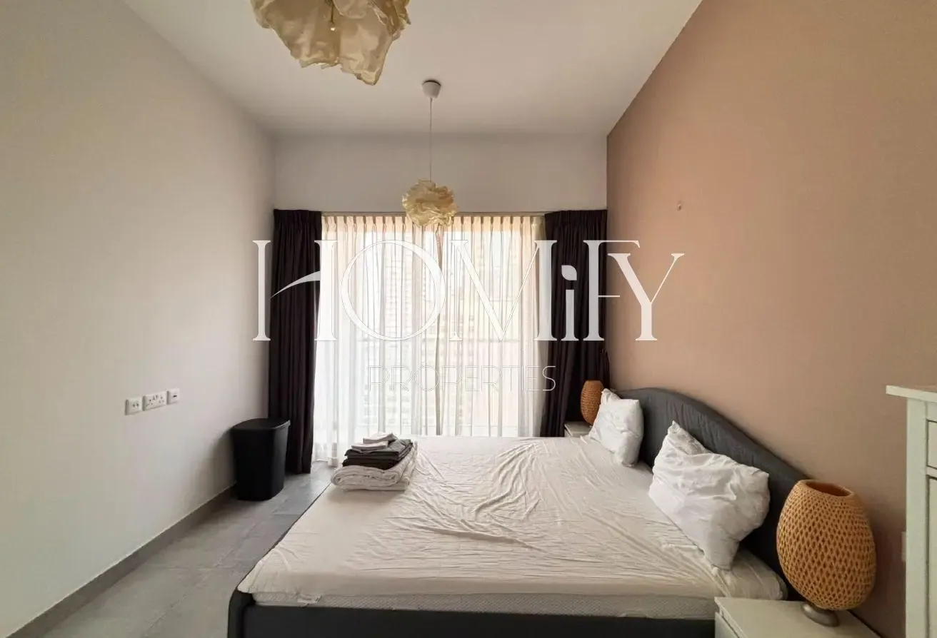 1BHK + STUDY | FULLY FURNISHED | PRESTIGIOUS LOCAT