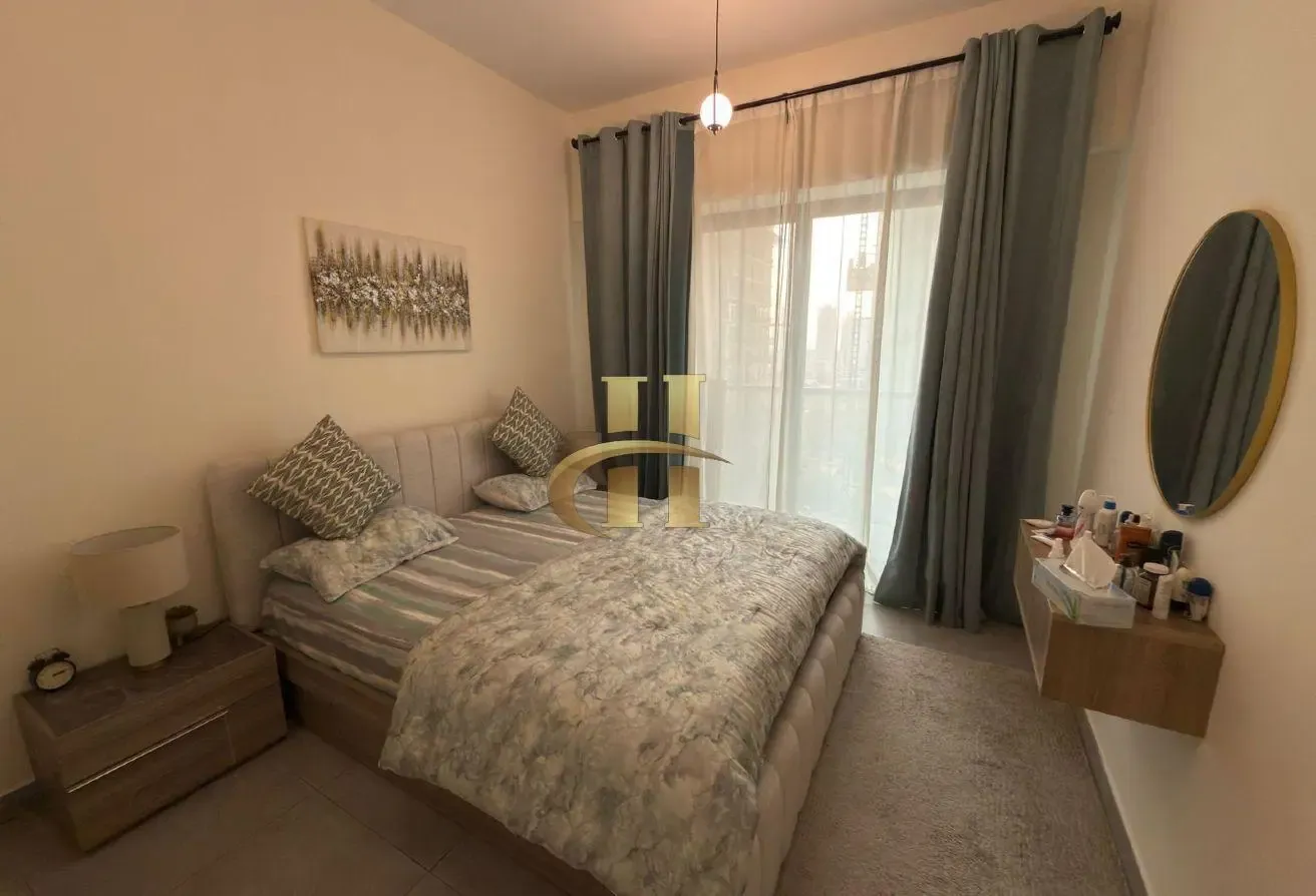 Fully Furnished | Big Layout New Unit | Maids Room