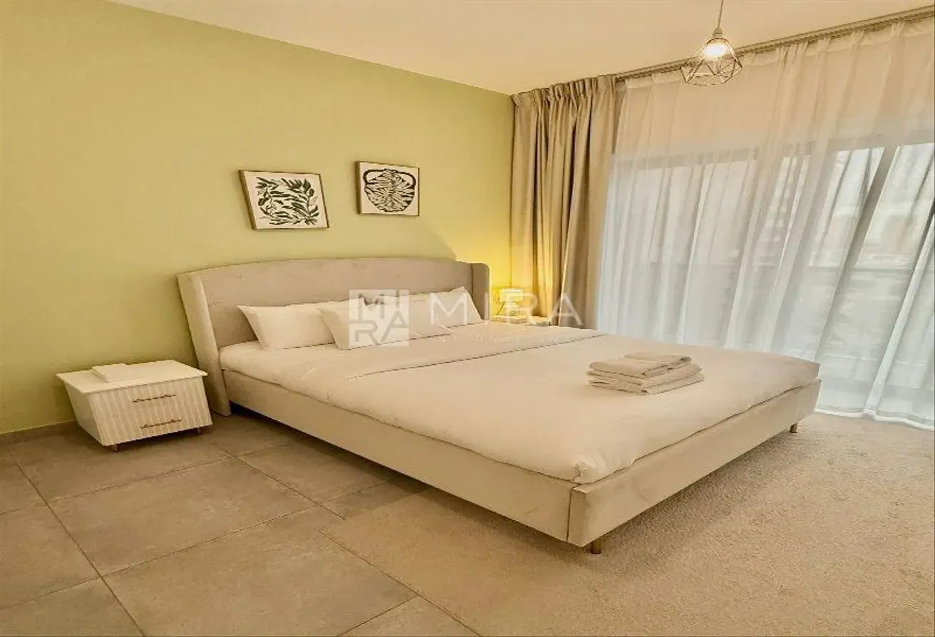 Spacious I Fully Furnished I Open To Offers