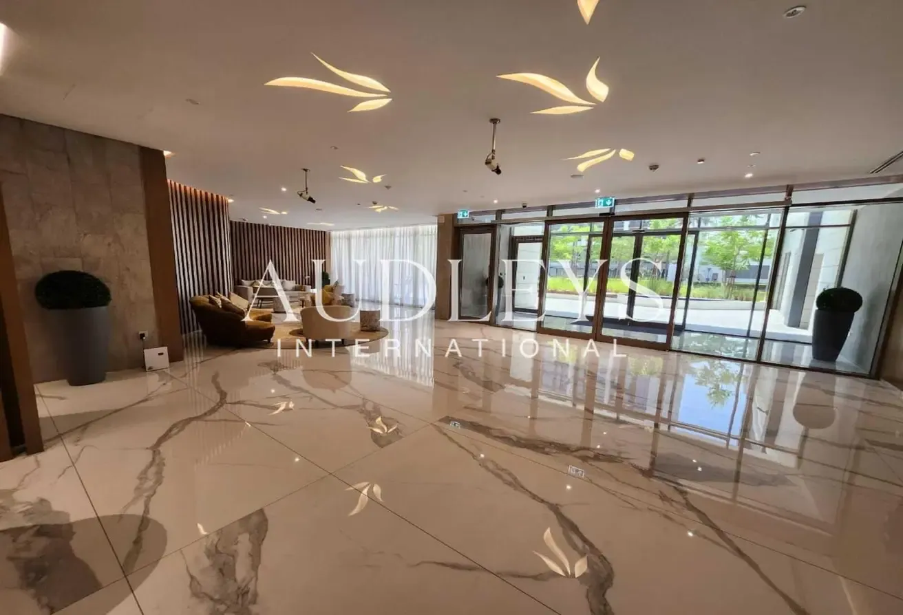 Largest 1 Bedroom | Boulevard View | No balcony