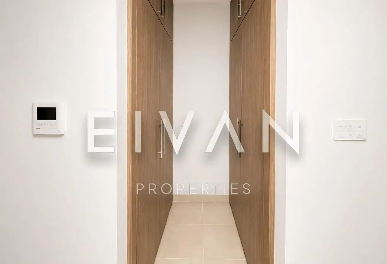 Modern 1BR | Balcony & Pool Access | Family Friend