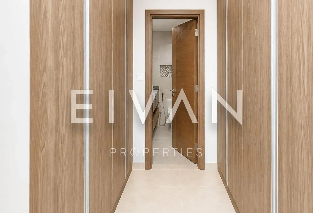 Modern 1BR | Balcony & Pool Access | Family Friend