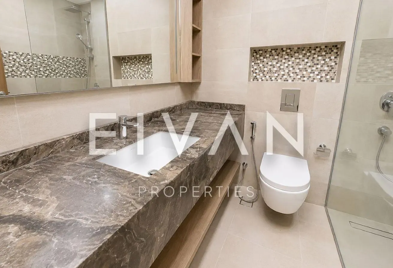 Modern 1BR | Balcony & Pool Access | Family Friend