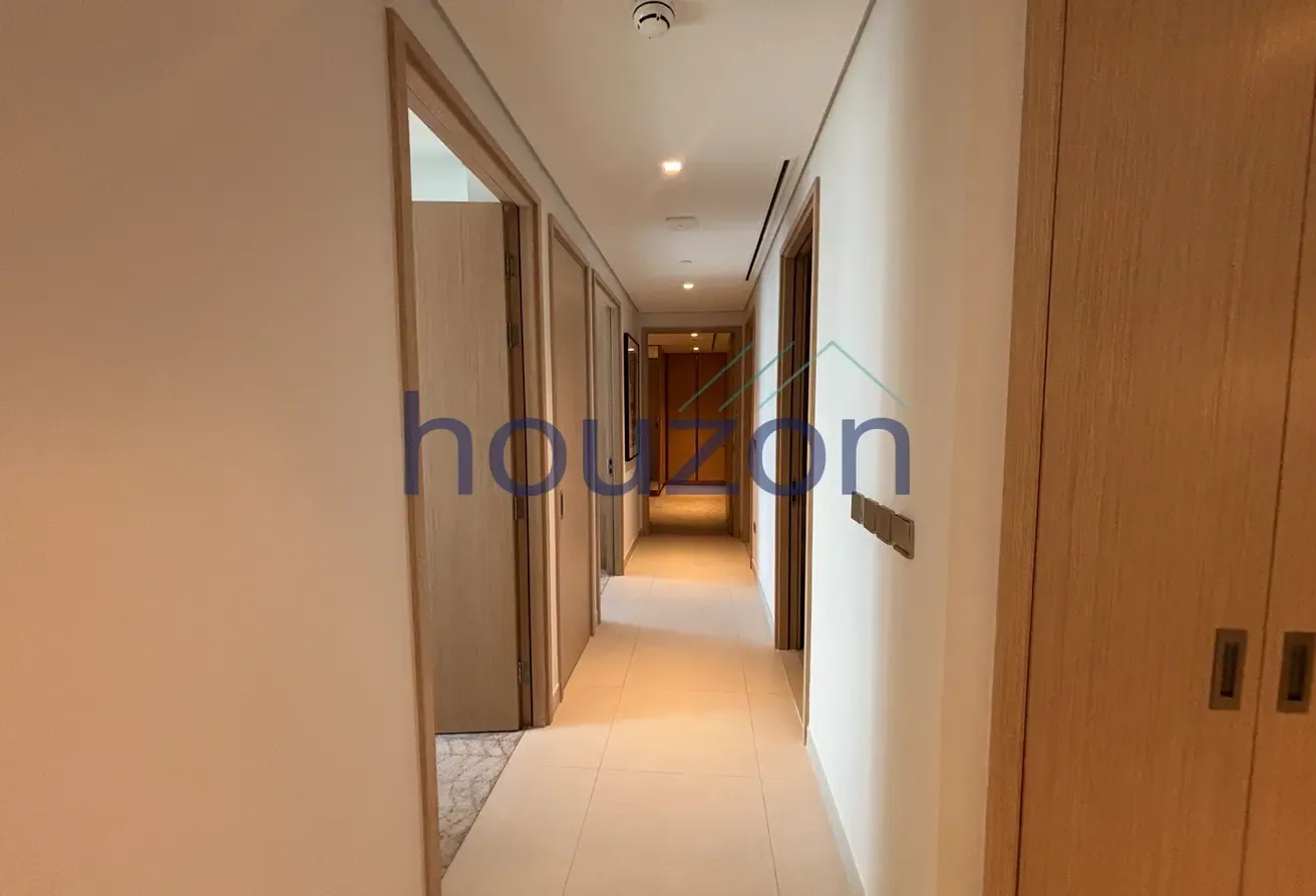 Burj Khalifa View | Spacious 3BR + Maids Room