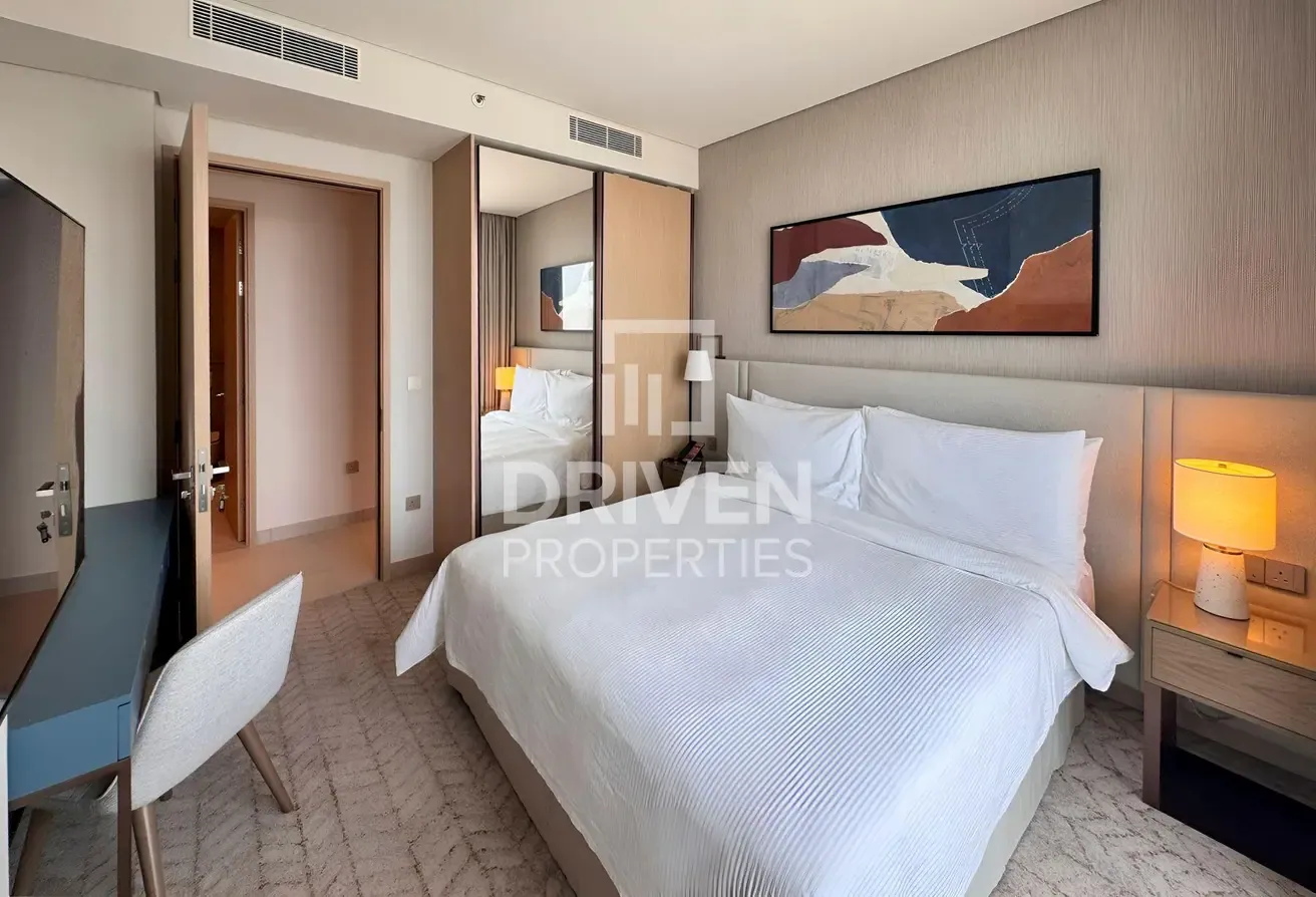 Luxury Living | Vacant | Stunning Burj View